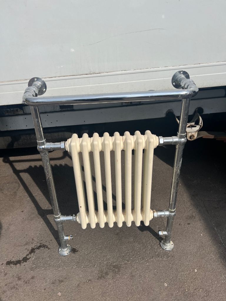 Bathroom radiator 
