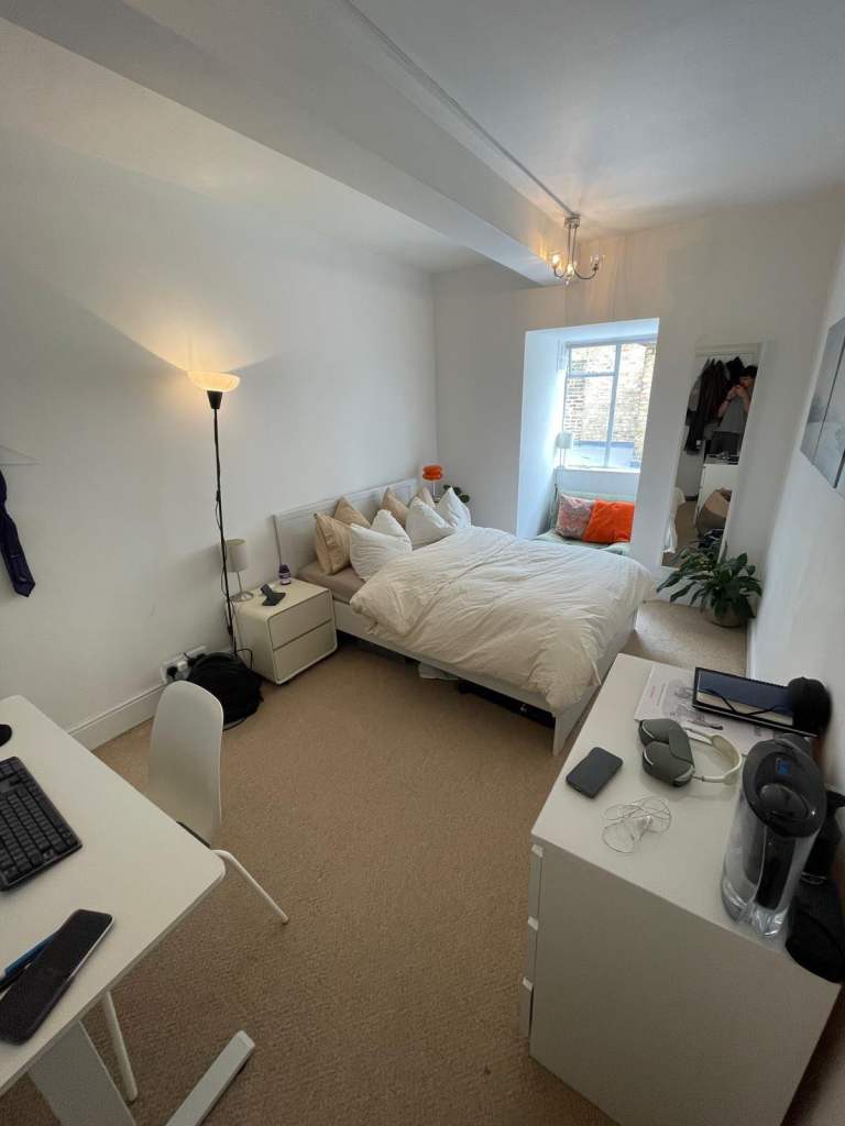 Room in shared flat in marylebone 