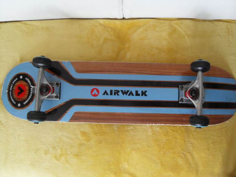 Airwalk 31 inch Skateboard
