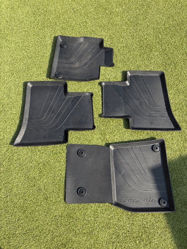 Maserati Grecale Rubber Car Mats