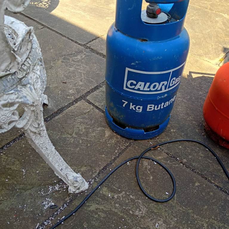 Full Calor gas bottle Butane