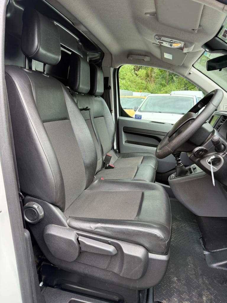 2019 Citroen Dispatch 1400 2.0 BlueHDi 120 Van Enterprise PANEL VAN Diesel Manual