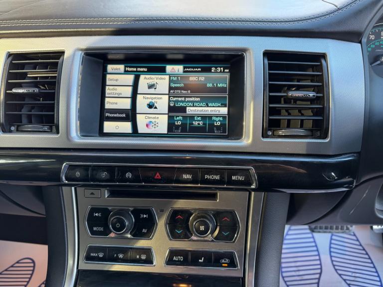 2014 Jaguar XF 3.0d V6 S Portfolio 5dr Auto ESTATE Diesel Automatic