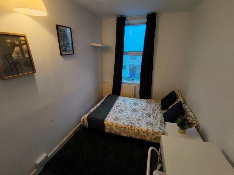 🍁Double Room Available – Stepney Green, E1✨