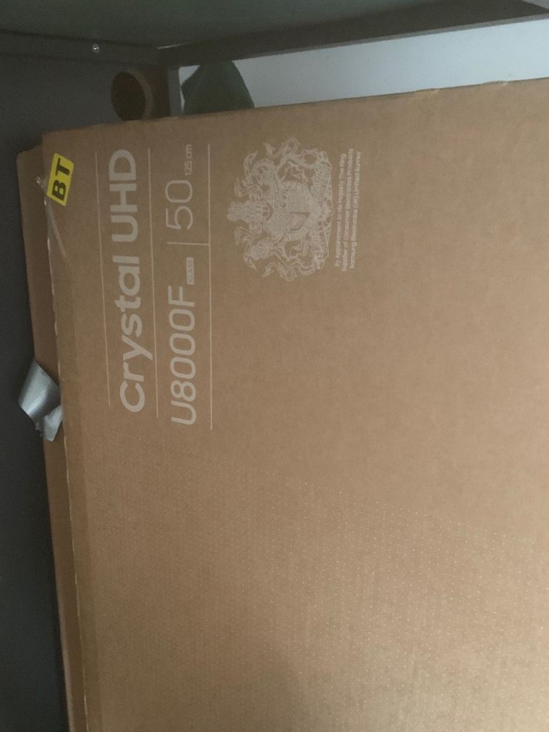 Samsung Crystal UHD U8000F 50 inch TV - Brand New in Box