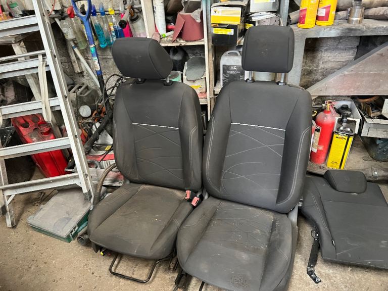 Ford fiesta mk7.5 seats