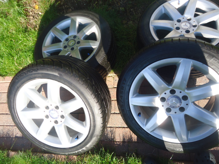 4 x 17Alloy Wheels and Tyres Will Fit Mercedes VITO class R/S PCD 5X112
