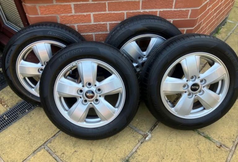 Mini 16” alloy wheels 