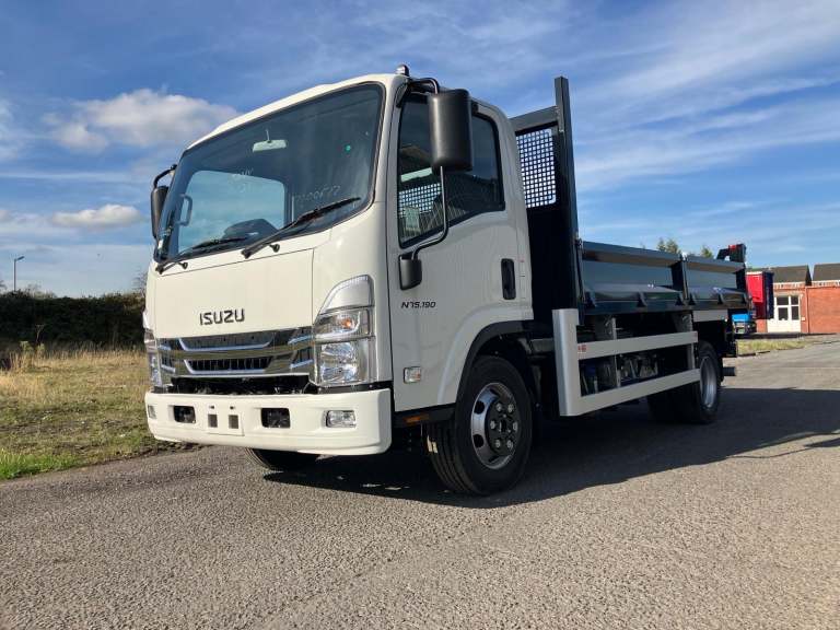 NEW ISUZU STEEL TIPPER N75.190 (E) 7.5t WB 2800 - £53,997 + Vat 