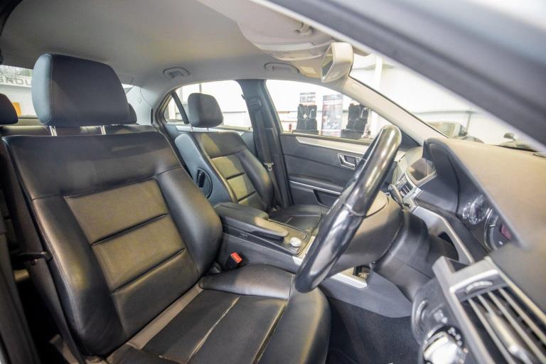 2009 Mercedes-Benz E Class E220 CDI BlueEFFICIENCY SE 4dr Tip Auto SALOON DIESEL Automatic