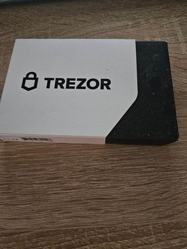 Trezor Model T Cryptocurrency Hardware Wallet - New