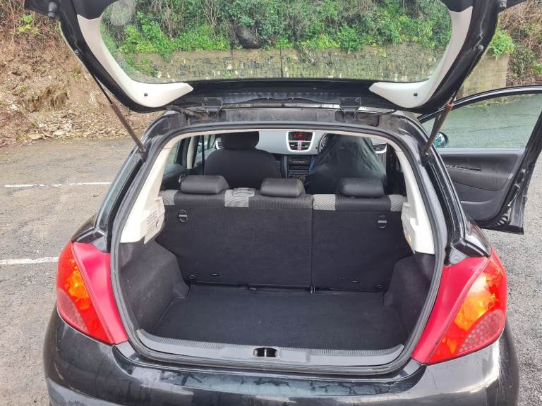 Peugeot, 207, Hatchback, 2008, Manual, 1398 (cc), 5 doors