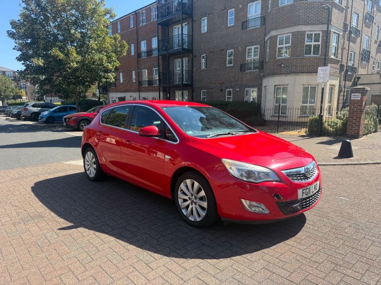 Vauxhall, ASTRA, Hatchback, 2011, Manual, 1598 (cc), 5 doors