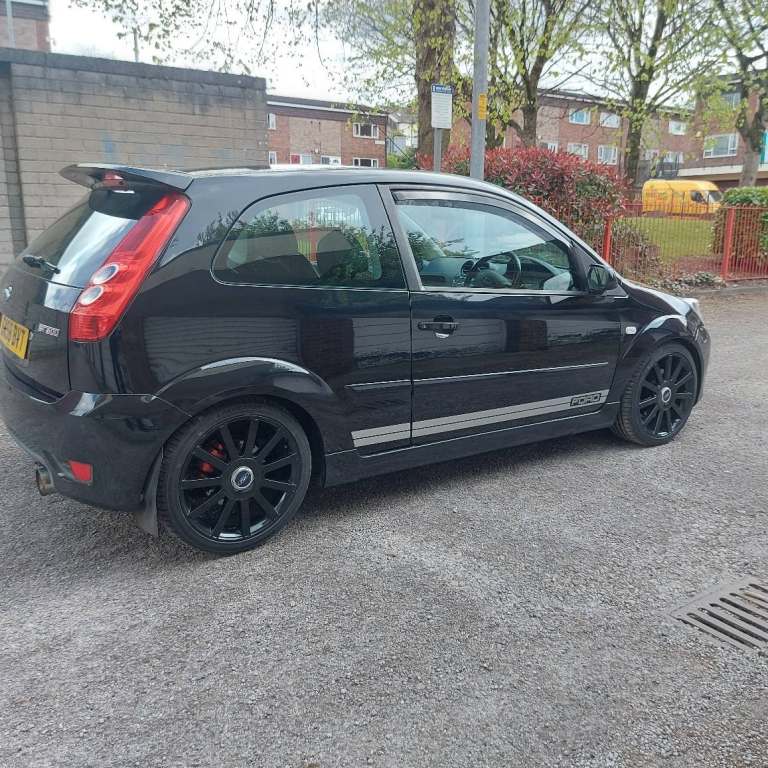 ford fiesta st500 rare car only 500 made and less than 200 still on the road 