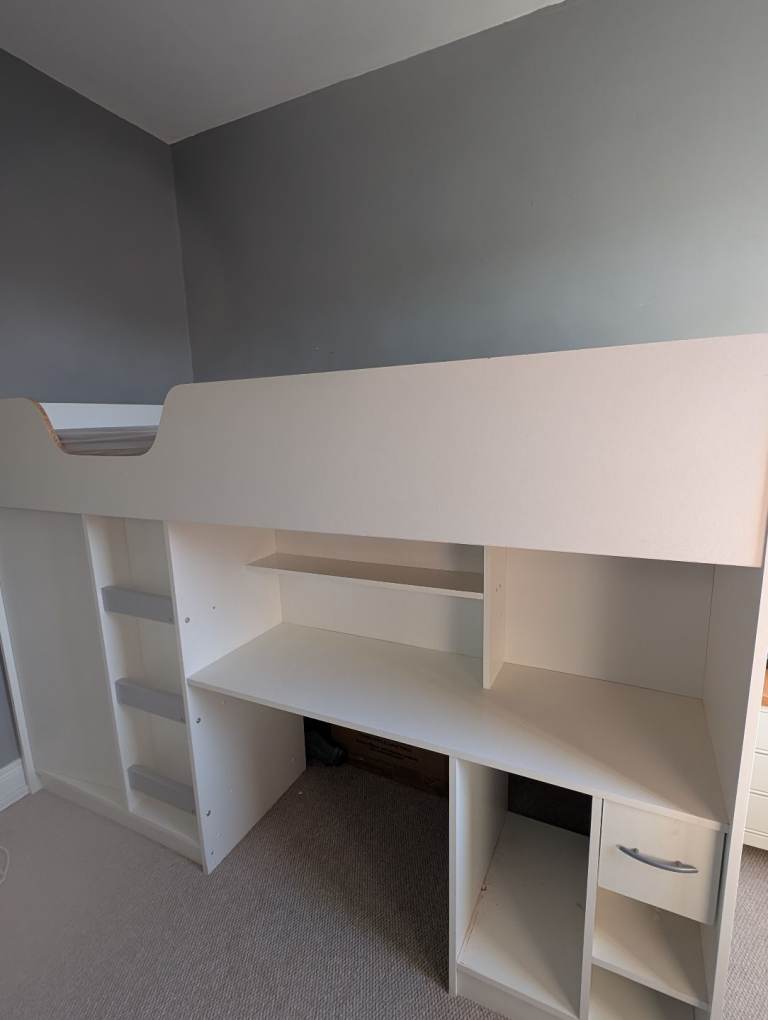Free Bedroom Furniture 