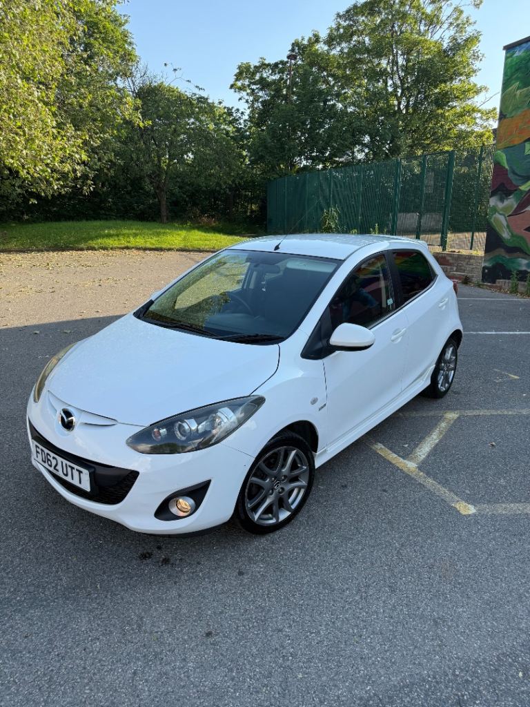 Mazda, 2, Hatchback, 2013, Manual, 1349 (cc), 5 doors