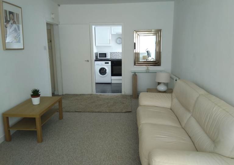 East Kilbride, Campbell Place, Murray, 1 bedroom flat