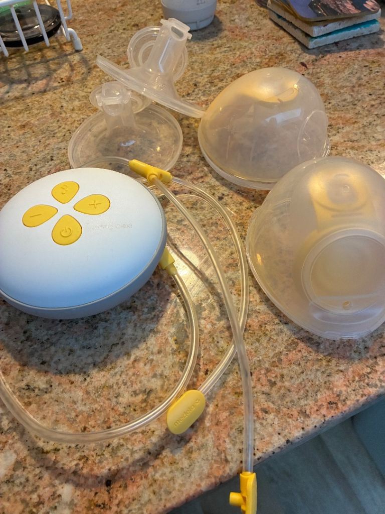 Medela Swing Maxi Double Electric Breast Pump – Good Condition