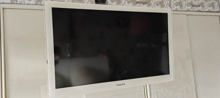 Philips LED TV 42 inch