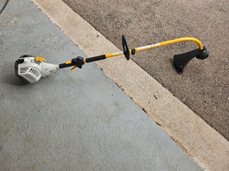 Ryboi petrol strimmer 