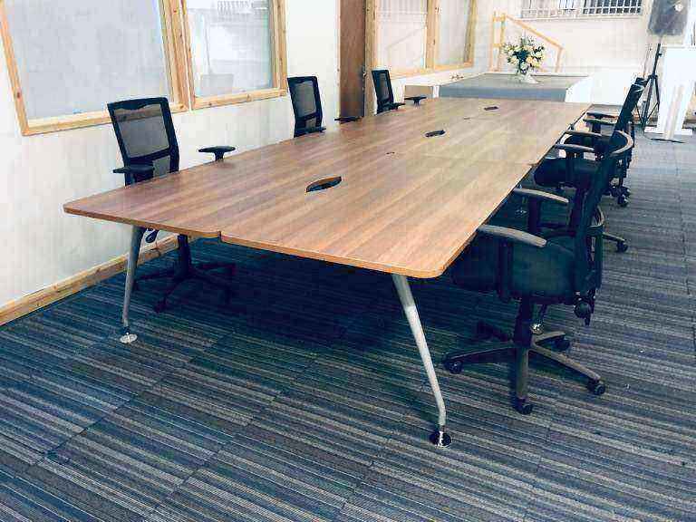 3 available Used Walnut 2 person pod bench hot desks 120cm x 160cm x 73cm £140 EACH