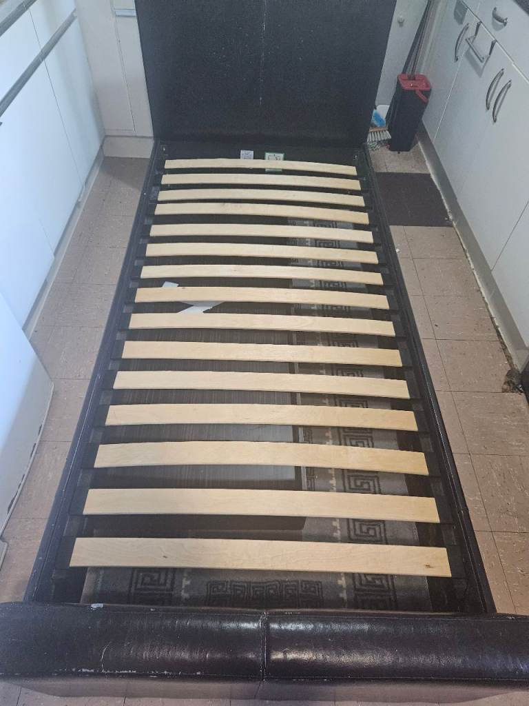 Single bed with under storage bed 