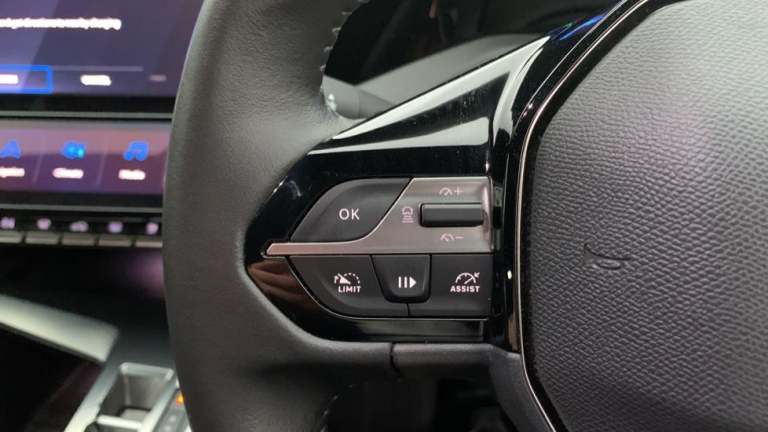 2024 Peugeot 308 115kW First Edition 54kWh 5dr Auto HATCHBACK ELECTRIC Automatic