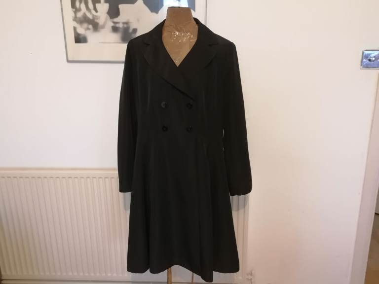 Vintage 00's HOBBS Ladies Black Weatherproof Raincoat. Nr Mint Cond. Size : UK 18