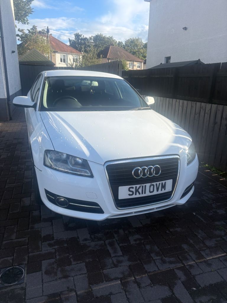 Audi, A3, Hatchback, 2011, Manual, 1598 (cc), 5 doors