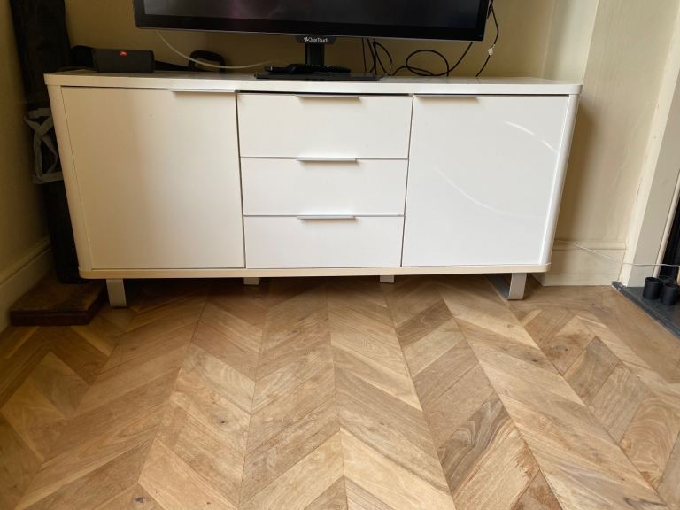 TV TABLE GLOSS WHITE 