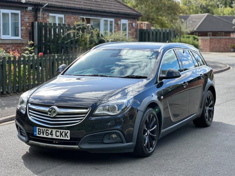 Vauxhall, INSIGNIA COUNTRY TOURER, 4X4 2.0 DIESEL 120K MILES 12 MONTHS MOT 