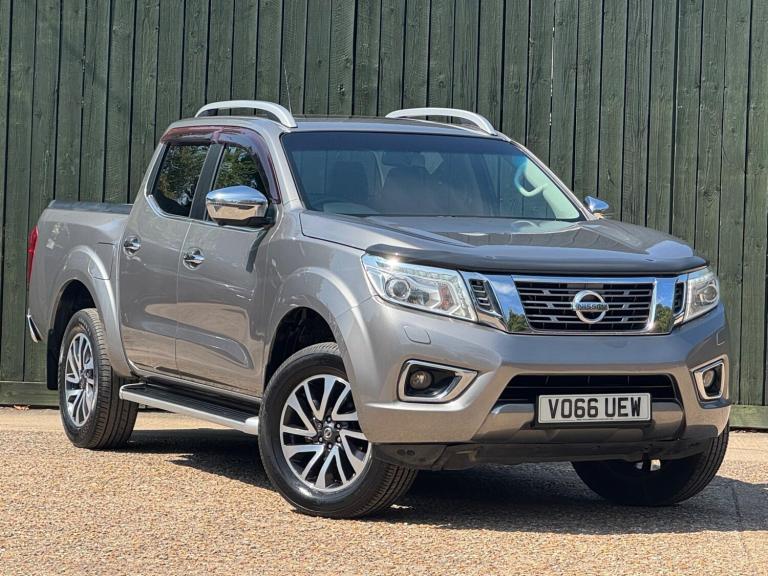 2016 Nissan Navara 2.3 dCi Tekna 4WD Euro 6 (s/s) 4dr PICK UP Diesel Manual