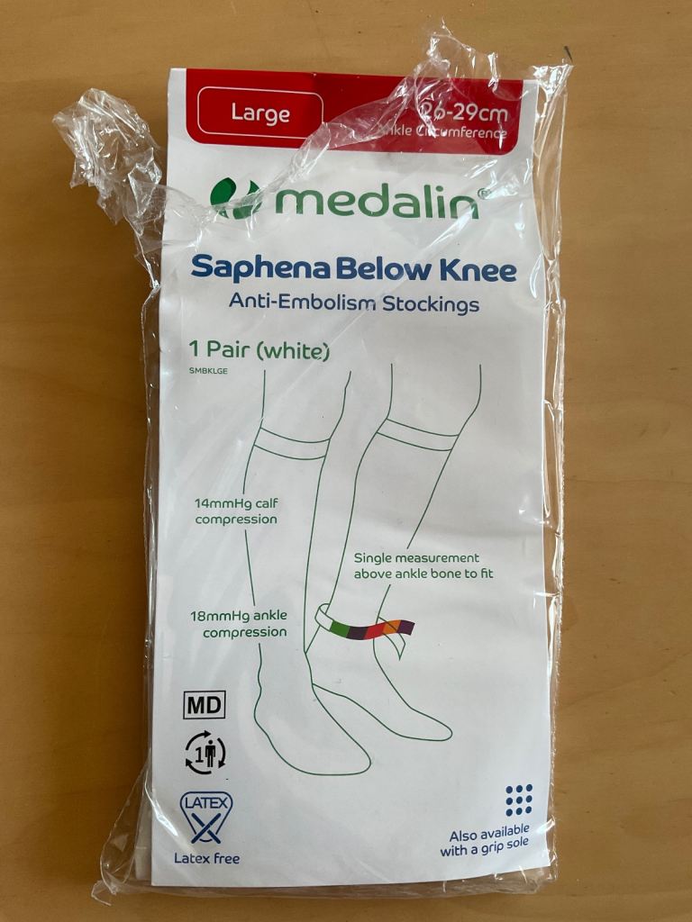 NEW MEDICAL GRADE TRAVEL ANTI EMBOLISM DVT FLIGHT SOCKS (LARGE - for long haul flights)