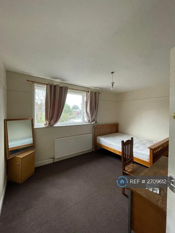 3 bedroom house in Dennison Ave, Manchester, M20 (3 bed) (#2709612)