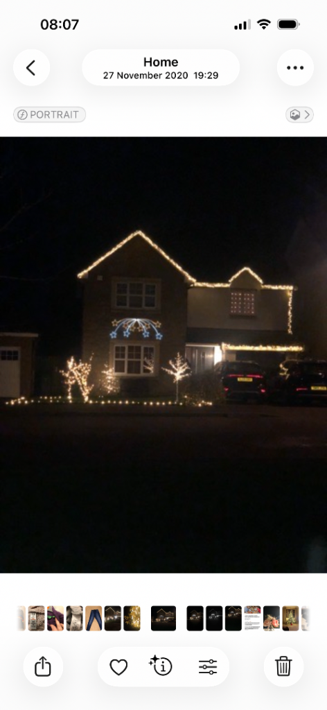 Outdoor shooting star rope light decoration 