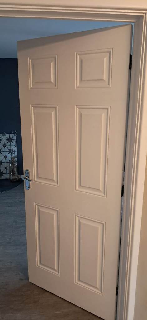 14 White Wooden Internal Doors (job lot).