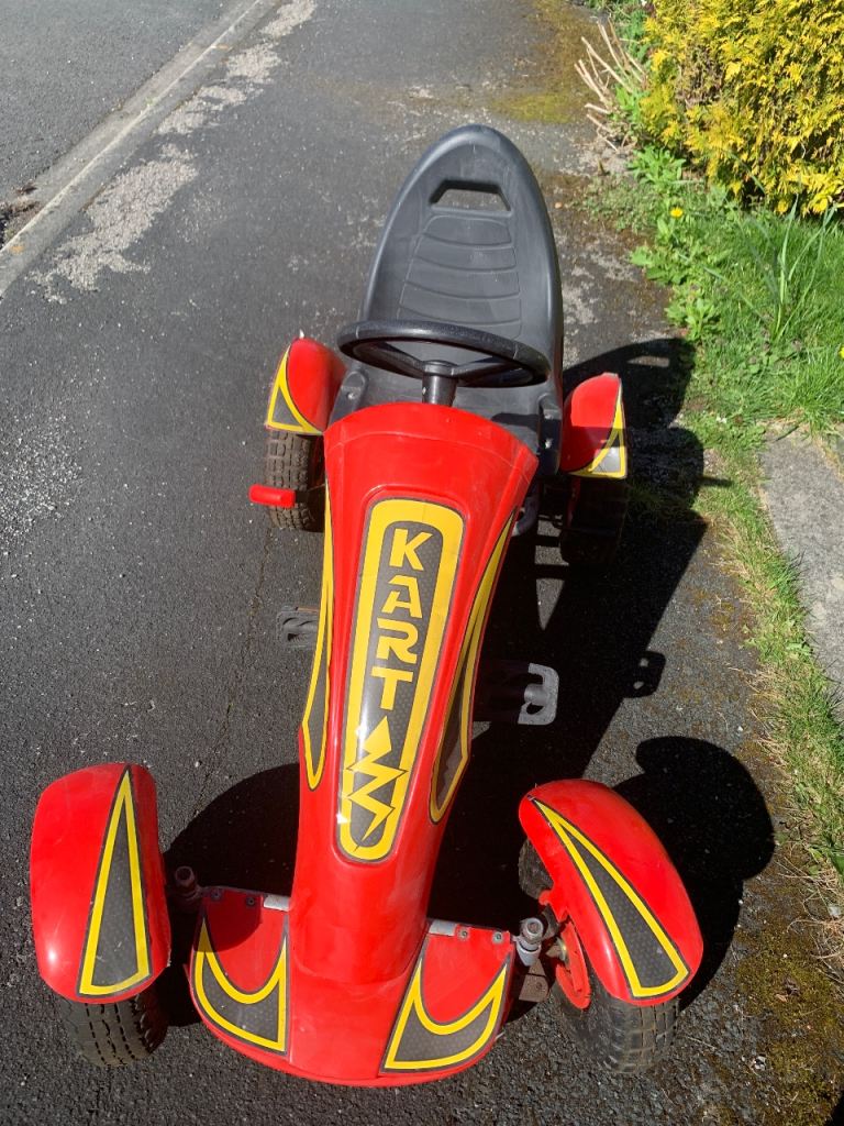 Kids pedal go kart