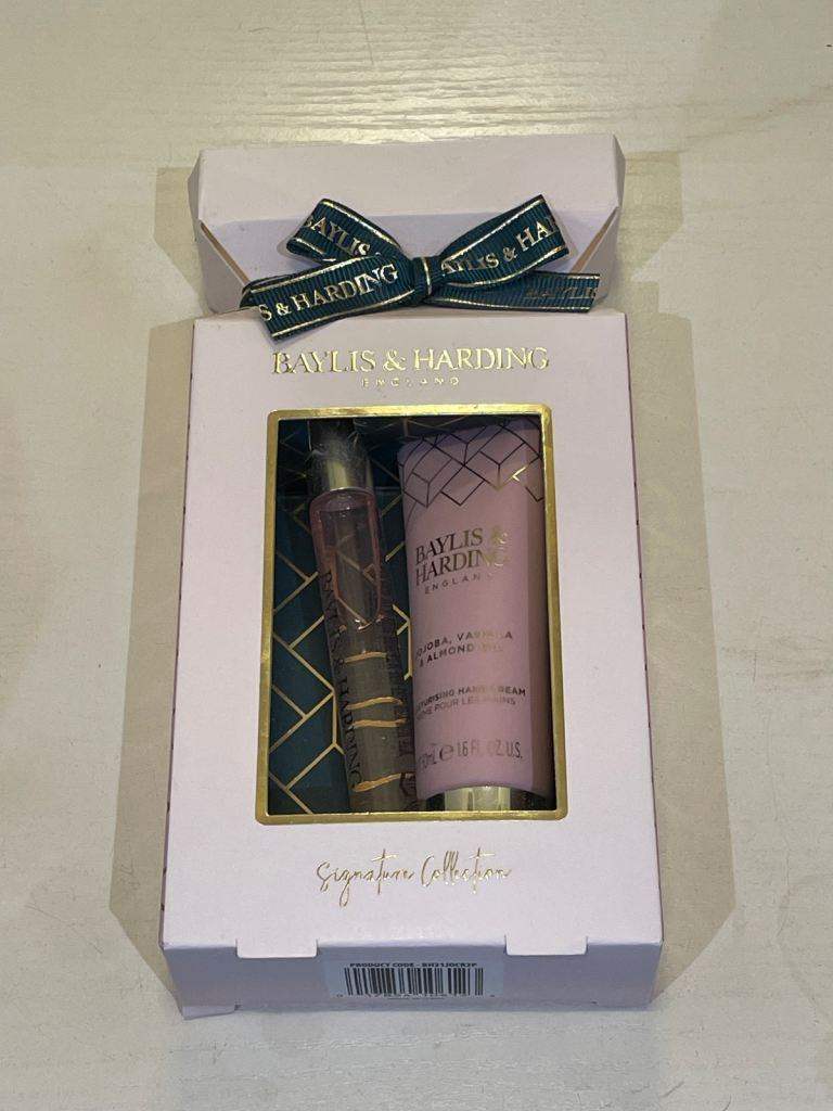 Women’s gift set by Baylis & Harding - BNIB
