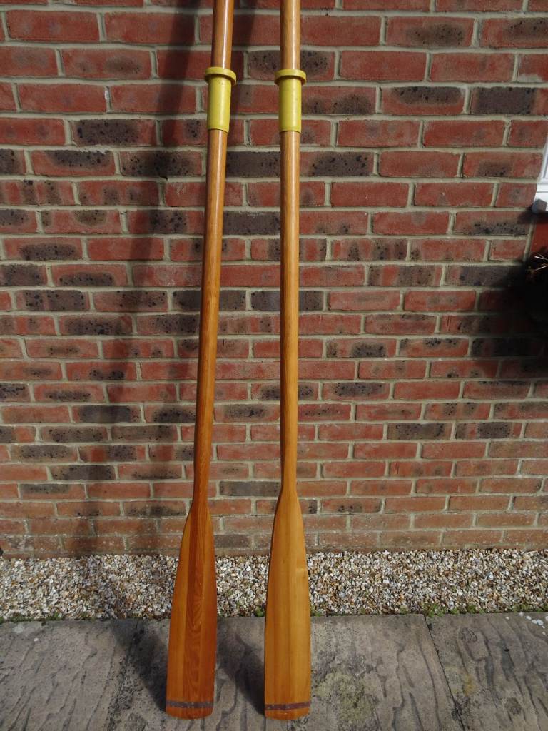 BORDON ESTUARY WOODEN OARS