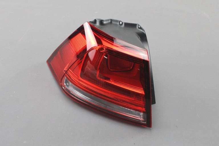 VW GOLF MK7 7 REAR BRAKE TAIL LIGHT