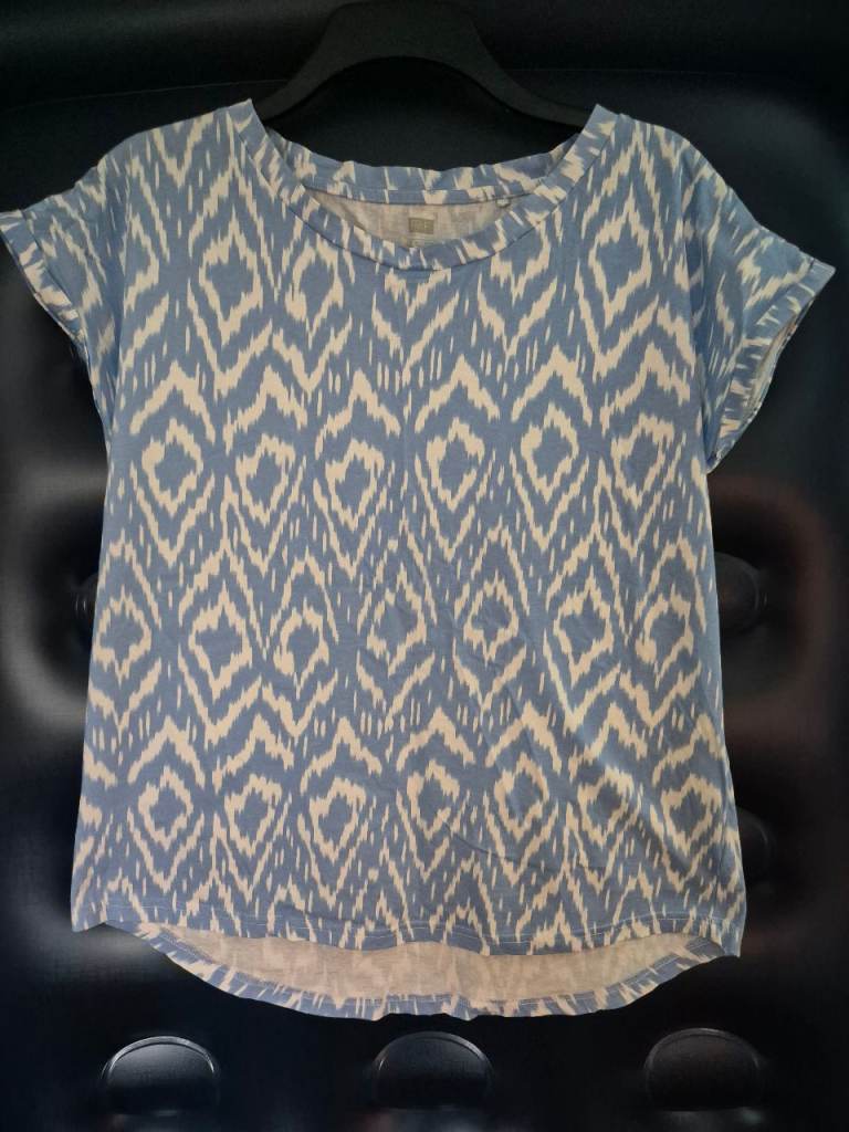 F&F Women's T shirt - Blue Malachite design.