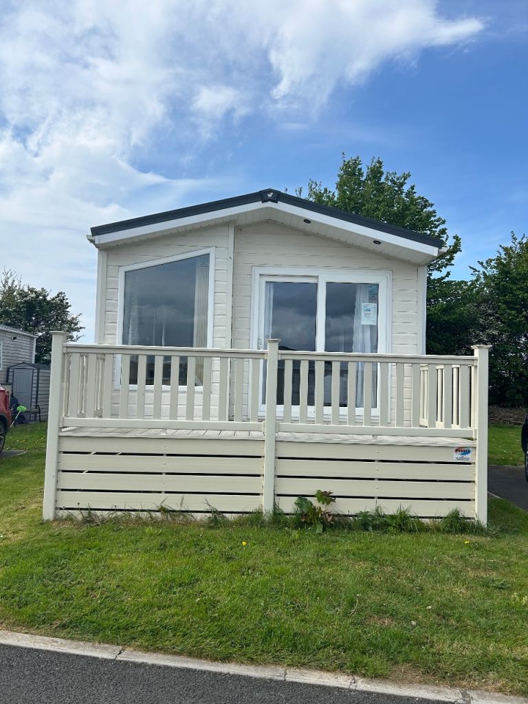 2 BEDROOM LODGE FOR SALE IN MORECAMBE 