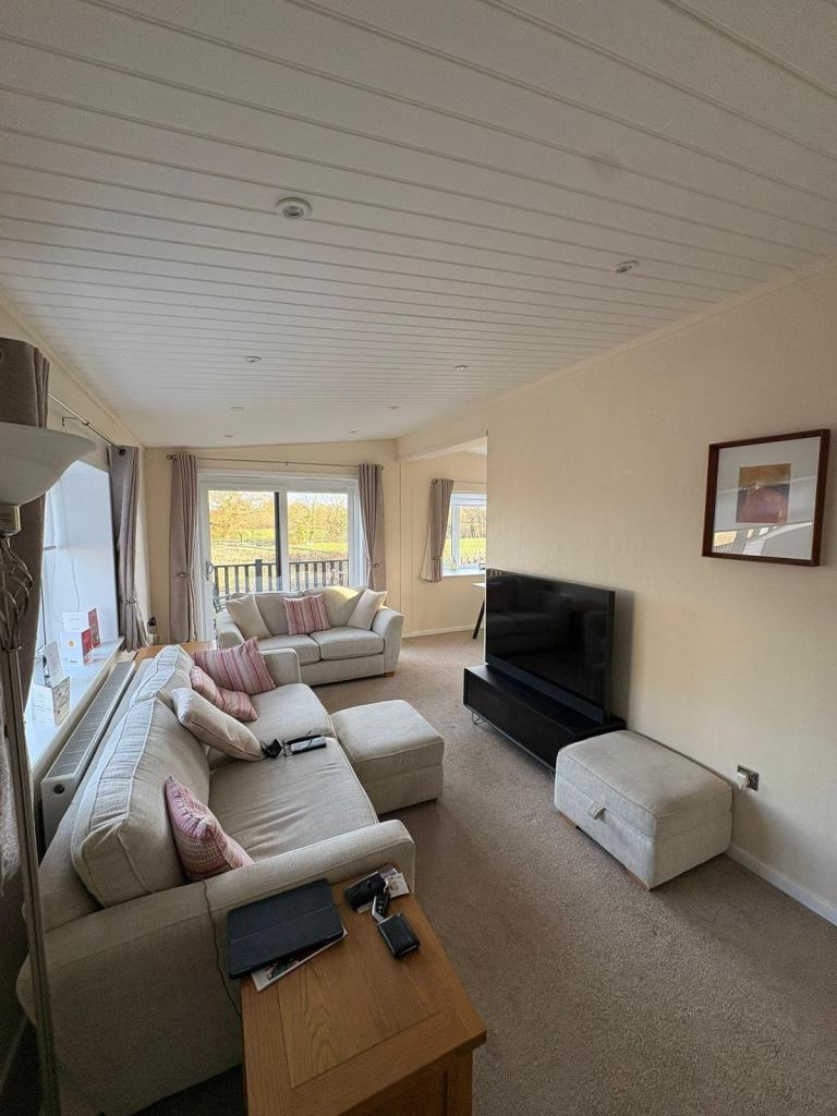 27 Croft Park in Cheshire  - Lodge / Caravan 