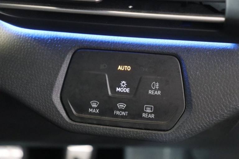 2021 Volkswagen ID.4 Pro Performance 77kWh 1ST Edition 5dr Auto (SAT NAV) Automatic