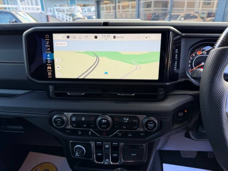 2025 JEEP WRANGLER BUZZ SV LUXURY 2.0 SUV 4DR Black FUEL Wheels MOPAR Bumper+++