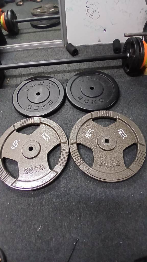 ✅️Weights and bench for sale