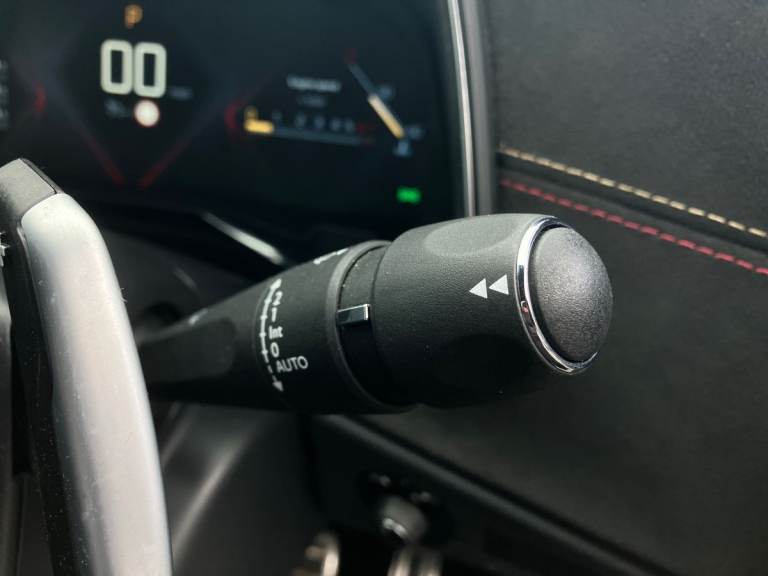 2022 DS Automobiles Ds 9 1.6 PureTech 225 Performance Line + 4dr EAT8 Saloon Automatic