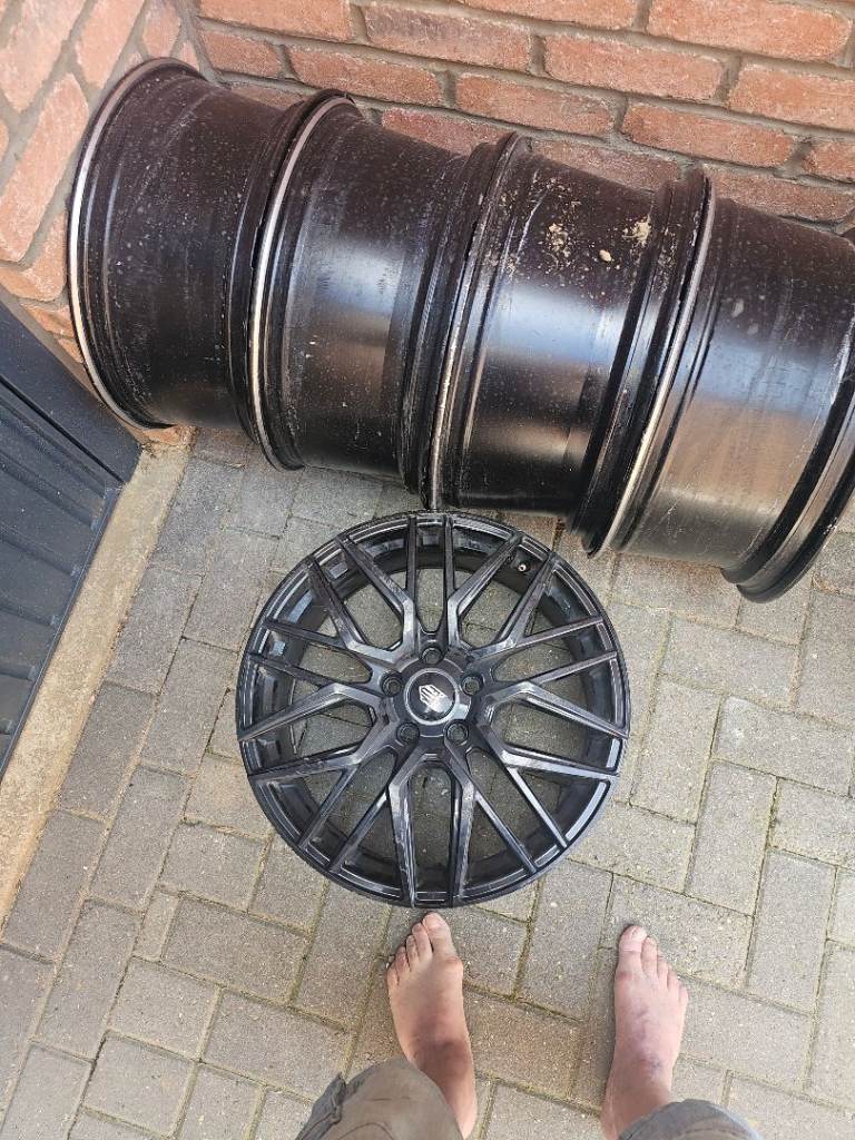 18 inch alloy wheels for BMW