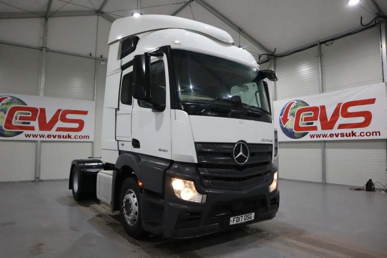 2017 (17 PLATE) Mercedes Benz ACTROS 1840 4x2 Euro 6 Tractor Units