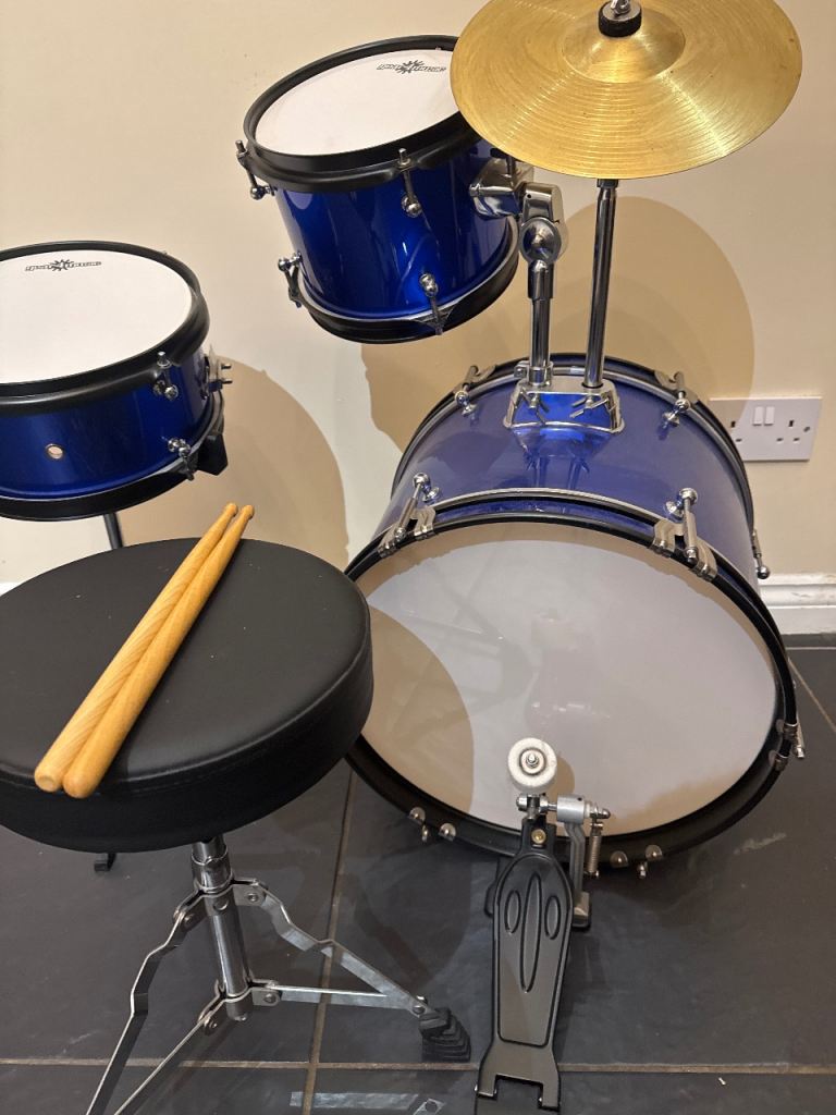 Kids drum kit